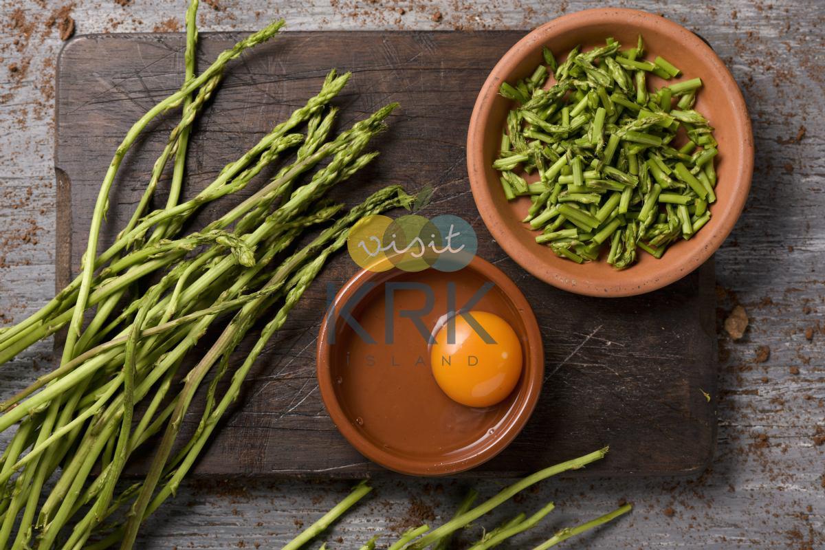 Taste wild asparagues of the island of Krk!